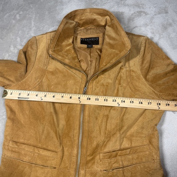 Bernardo Genuine Leather Suede Camel Tan Boho Coastal Cowgirl Jacket Size PM - Picture 12 of 17